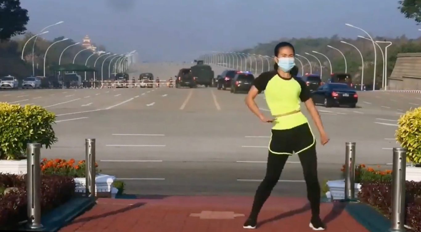 Screenshot aus Video von Fitness-Influencerin am 01.02.2021, dem Tag des Coups